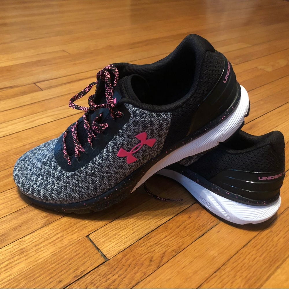 Under Armour Charged Escape 2 shoes